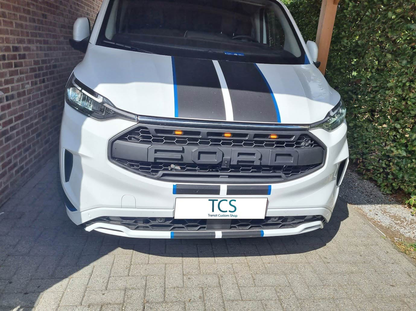 Transit Custom 'Raptor Style Grille 2024+ – Transit Custom Shop